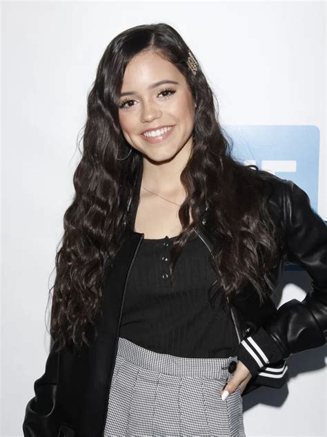 jenna ortega altezza|Jenna Ortega: Bio, Height, Weight, Age, Measurements